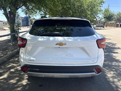 2025 Chevrolet Trax LT   - Photo 6 - Dallas, TX 75252