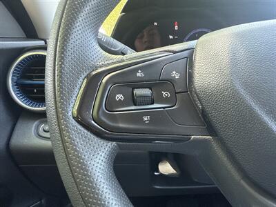 2025 Chevrolet Trax LT   - Photo 24 - Dallas, TX 75252
