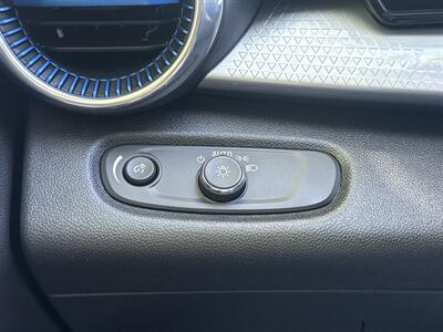 2025 Chevrolet Trax LT   - Photo 33 - Dallas, TX 75252