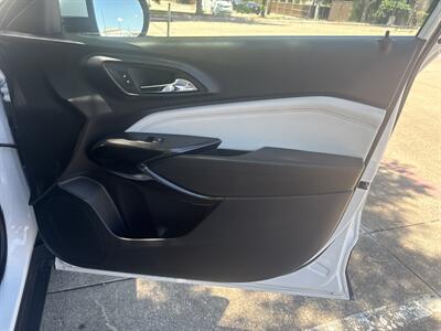 2025 Chevrolet Trax LT   - Photo 13 - Dallas, TX 75252
