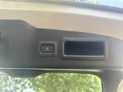 2025 Mazda Mazda3 Hatchback 2.5 S Select Sport   - Photo 21 - Dallas, TX 75252