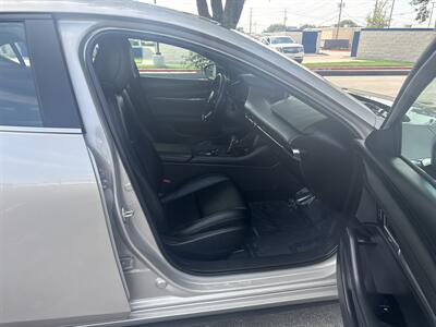 2025 Mazda Mazda3 Hatchback 2.5 S Select Sport   - Photo 29 - Dallas, TX 75252