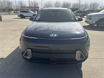 2025 Hyundai KONA SEL   - Photo 2 - Dallas, TX 75252