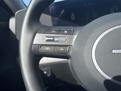 2025 Hyundai KONA SEL   - Photo 22 - Dallas, TX 75252