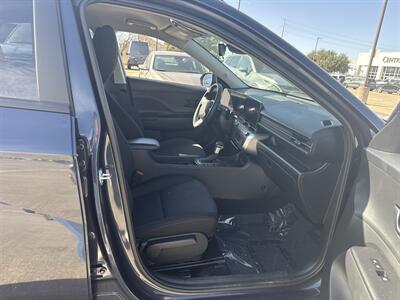 2025 Hyundai KONA SEL   - Photo 18 - Dallas, TX 75252