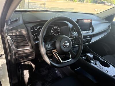 2024 Nissan Rogue S   - Photo 18 - Dallas, TX 75252