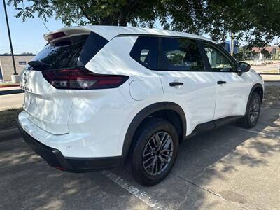 2024 Nissan Rogue S   - Photo 7 - Dallas, TX 75252
