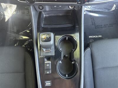 2024 Nissan Rogue S   - Photo 29 - Dallas, TX 75252