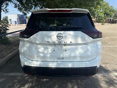 2024 Nissan Rogue S   - Photo 6 - Dallas, TX 75252