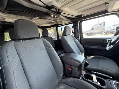 2024 Jeep Wrangler Sahara 4xe   - Photo 31 - Dallas, TX 75252
