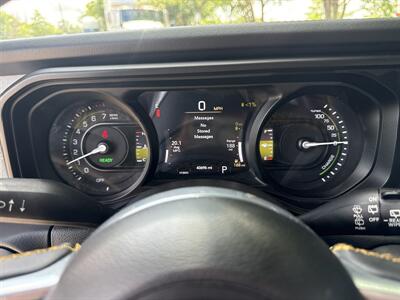 2024 Jeep Wrangler Sahara 4xe   - Photo 20 - Dallas, TX 75252