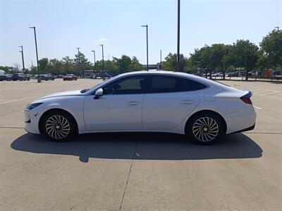 2022 Hyundai SONATA Hybrid Limited   - Photo 4 - Dallas, TX 75252