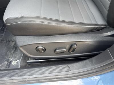 2025 Volkswagen Jetta SE   - Photo 18 - Dallas, TX 75252