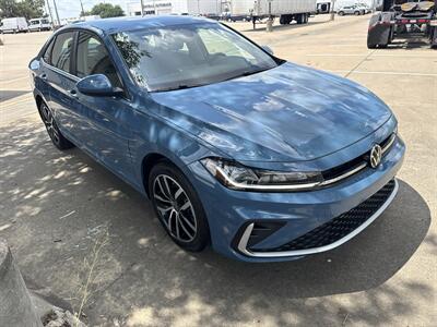 2025 Volkswagen Jetta SE   - Photo 9 - Dallas, TX 75252