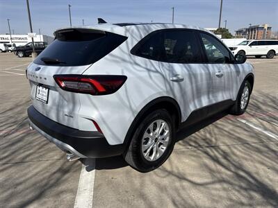 2025 Ford Escape Active   - Photo 7 - Dallas, TX 75252