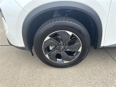 2024 Nissan Rogue SV   - Photo 29 - Dallas, TX 75252