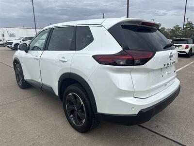2024 Nissan Rogue SV   - Photo 5 - Dallas, TX 75252