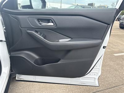 2024 Nissan Rogue SV   - Photo 13 - Dallas, TX 75252