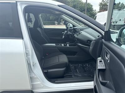 2024 Nissan Rogue SV   - Photo 18 - Dallas, TX 75252