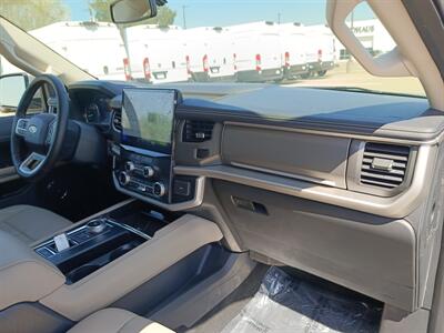 2024 Ford Expedition MAX XLT   - Photo 23 - Dallas, TX 75252