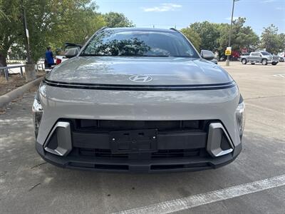 2024 Hyundai KONA SEL - Photo 2 - Dallas, TX 75252