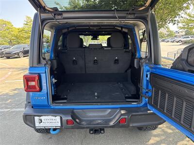 2024 Jeep Wrangler Rubicon 4xe   - Photo 15 - Dallas, TX 75252