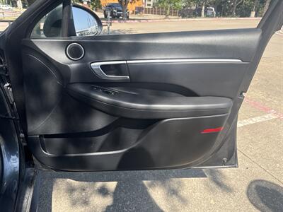 2022 Hyundai SONATA SEL   - Photo 15 - Dallas, TX 75252