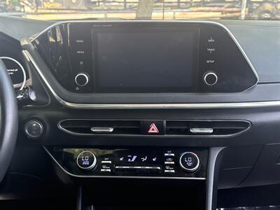 2022 Hyundai SONATA SEL   - Photo 29 - Dallas, TX 75252