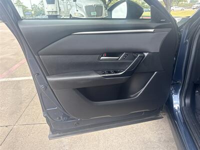 2025 Mazda CX-50 2.5 S Premium   - Photo 15 - Dallas, TX 75252