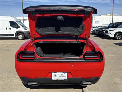 2020 Dodge Challenger SXT   - Photo 13 - Dallas, TX 75252