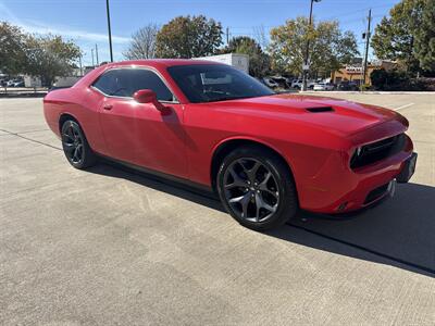2020 Dodge Challenger SXT   - Photo 9 - Dallas, TX 75252