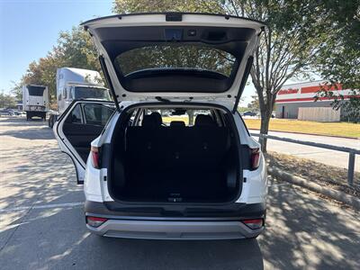 2025 Hyundai TUCSON SEL   - Photo 19 - Dallas, TX 75252