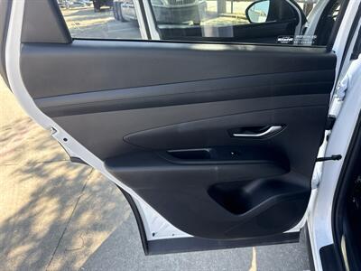 2025 Hyundai TUCSON SEL   - Photo 17 - Dallas, TX 75252