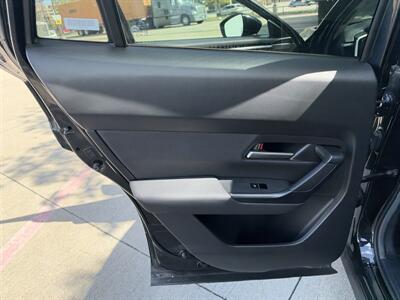 2024 Mazda CX-50 2.5 S Preferred   - Photo 15 - Dallas, TX 75252