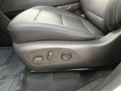 2025 Chevrolet Traverse LT   - Photo 18 - Dallas, TX 75252