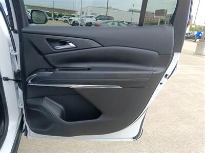 2025 Chevrolet Traverse LT   - Photo 11 - Dallas, TX 75252