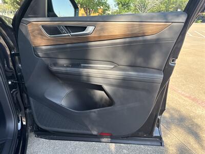 2025 Volkswagen Atlas SE   - Photo 15 - Dallas, TX 75252