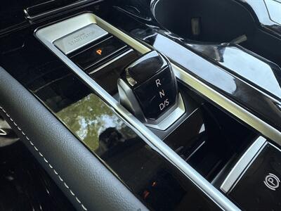 2025 Volkswagen Atlas SE   - Photo 34 - Dallas, TX 75252