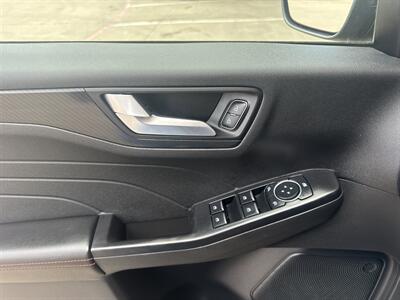 2025 Ford Escape ST-Line   - Photo 13 - Dallas, TX 75252