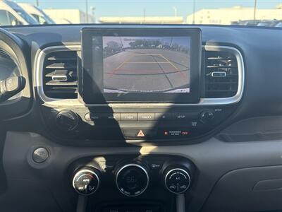 2024 Hyundai VENUE SEL   - Photo 28 - Dallas, TX 75252