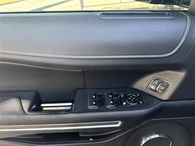 2022 Ford Expedition XLT   - Photo 11 - Dallas, TX 75252