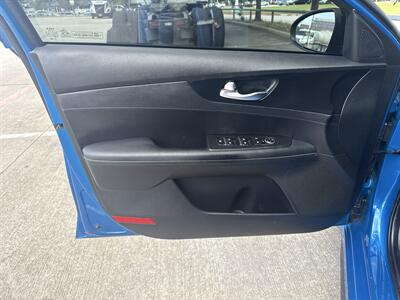 2023 Kia Forte GT-Line - Photo 10 - Dallas, TX 75252