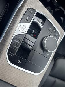 2025 BMW 330i   - Photo 45 - Dallas, TX 75252
