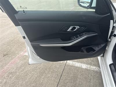 2025 BMW 330i   - Photo 10 - Dallas, TX 75252