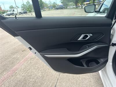 2025 BMW 330i   - Photo 12 - Dallas, TX 75252
