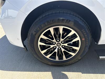 2025 Ford Expedition MAX Platinum   - Photo 51 - Dallas, TX 75252