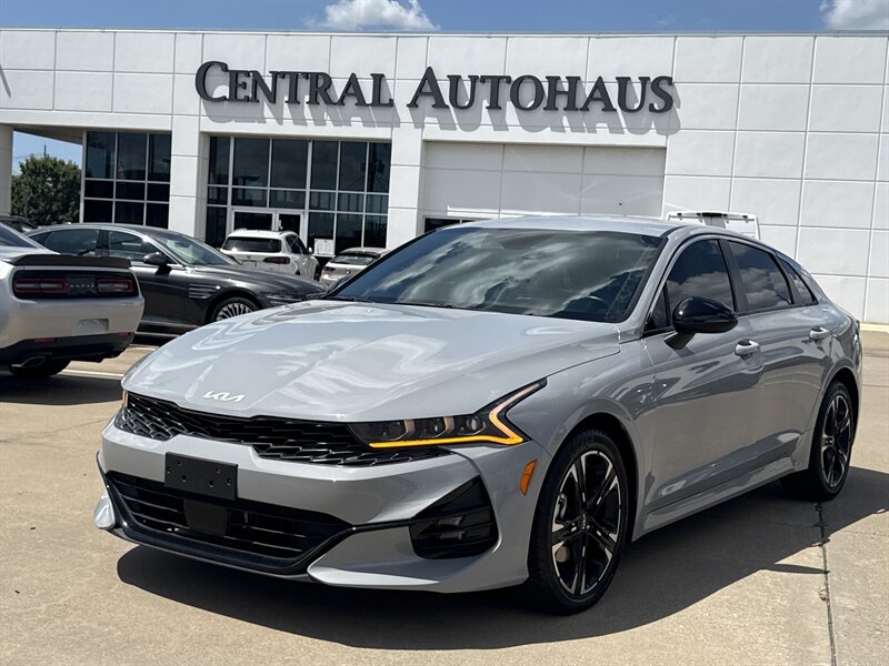 2023 Kia K5 GT-Line  