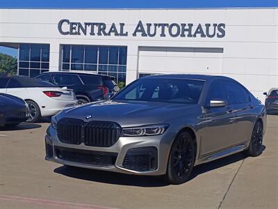 2022 BMW 740i   - Photo 1 - Dallas, TX 75252