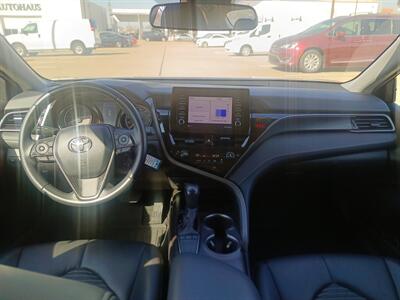 2022 Toyota Camry SE   - Photo 20 - Dallas, TX 75252