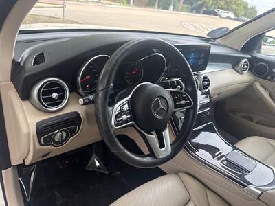 2021 Mercedes-Benz GLC GLC 300   - Photo 21 - Dallas, TX 75252
